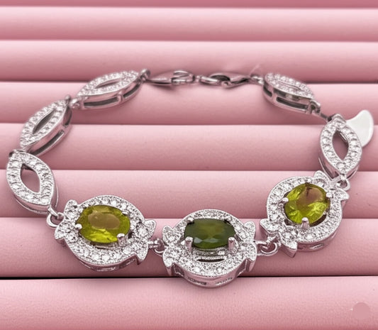 Women's bracelet