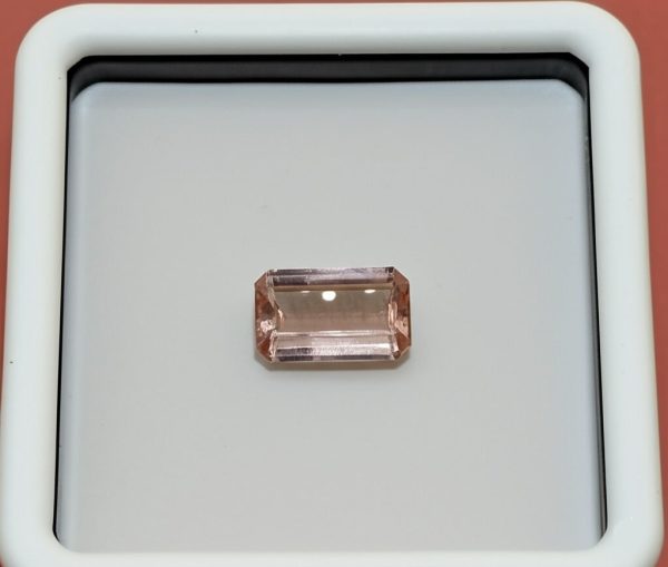 Morganite gemstone 19.05 cts